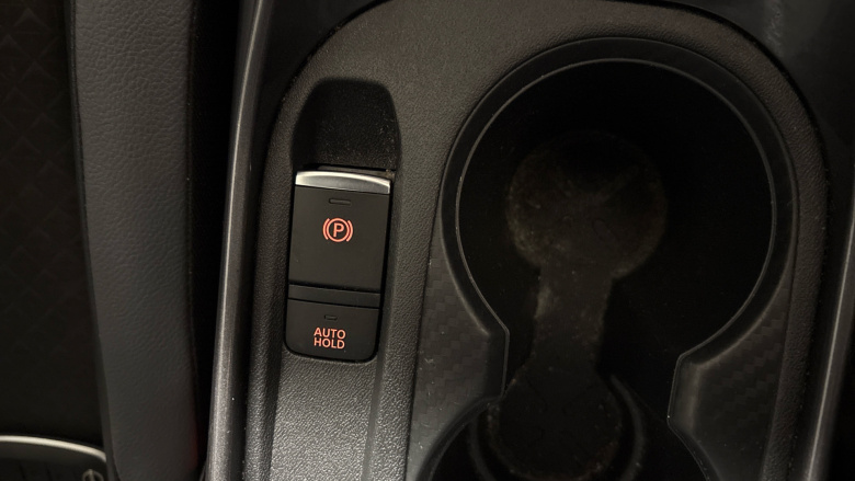 Nissan Juke 1.0 DiG-T 114 N-Connecta 5dr Petrol Hatchback